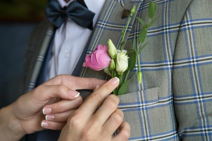 Чому ви відчуваєте самотність поруч із тим, кого любите: чи можна це виправити Руки