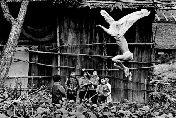 Сюрне ню від японського фотографа 104