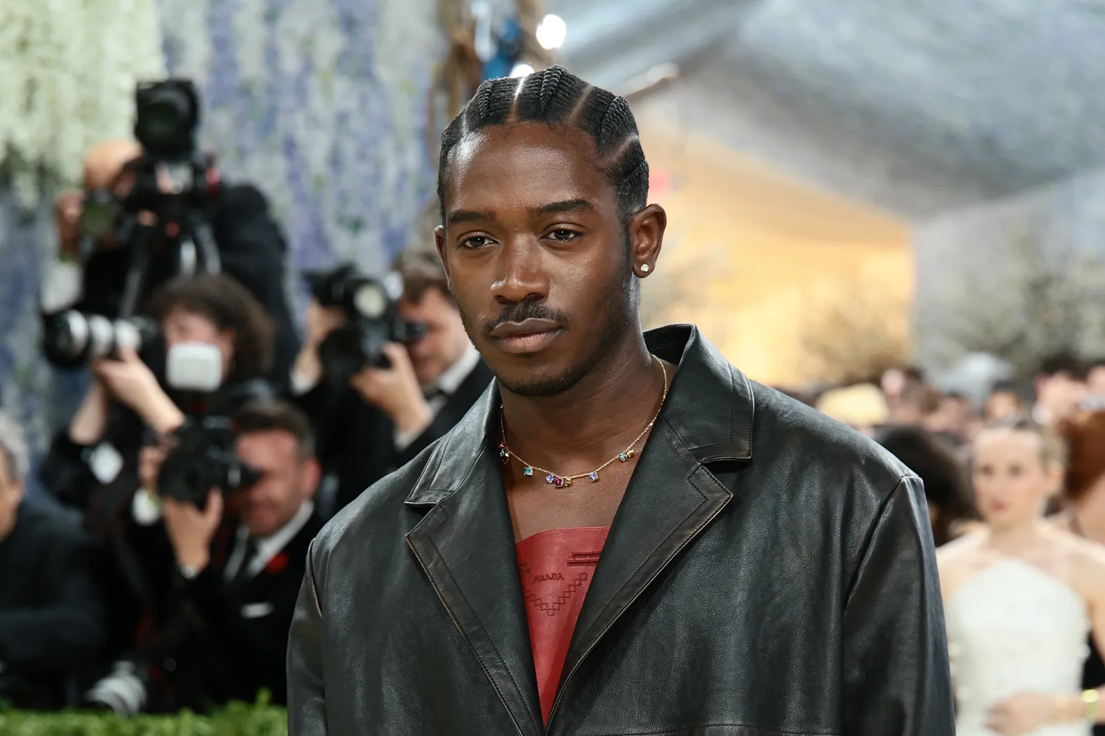 Найвищий стиль чоловічого догляду на Met Gala 2026 13