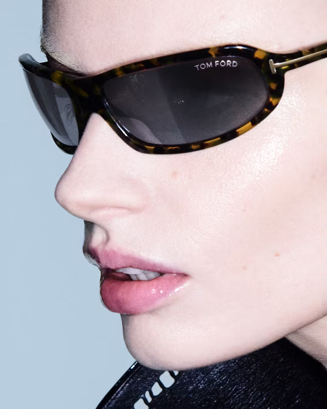 Оксамитова палітра літнього сонця в оправі Tom Ford 6