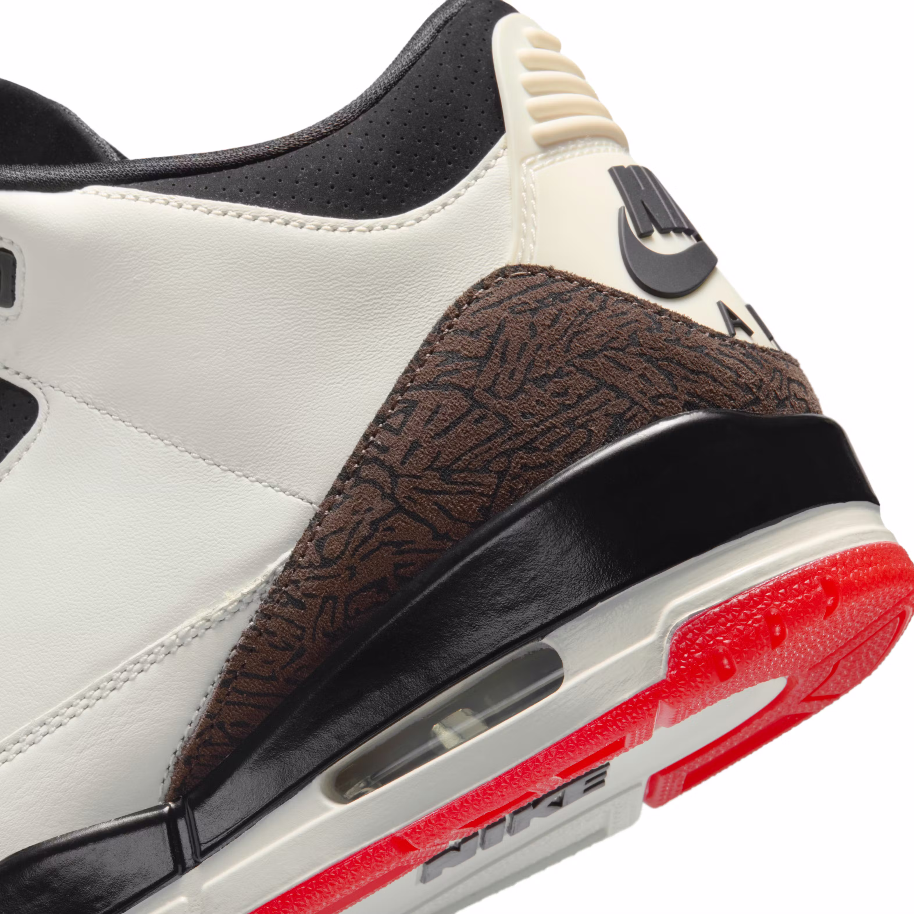 Найкращі татові кросівки світу: Nike Jordan 3 в кольорі "Sail" 3