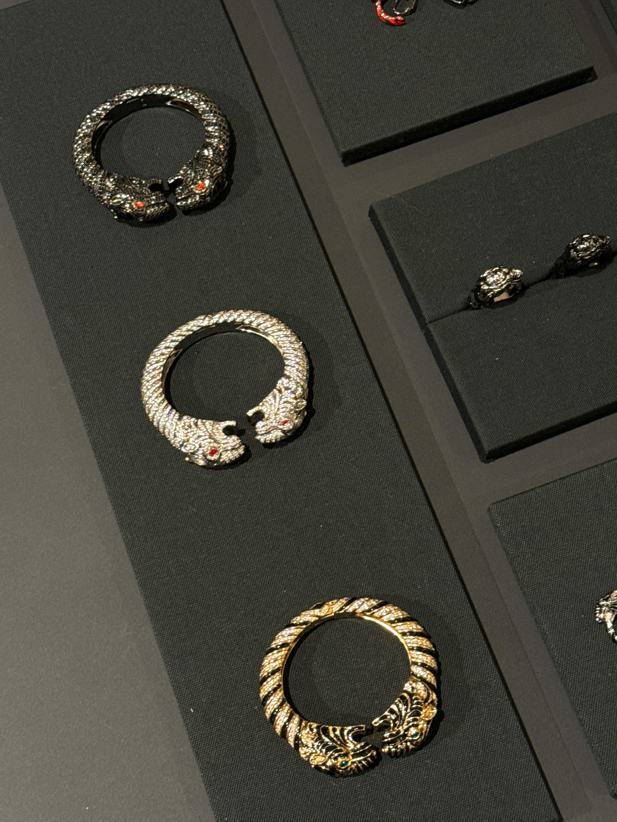 Демис Звук Gucci: Відчуття Часу в Серці Нью-Йорка 27