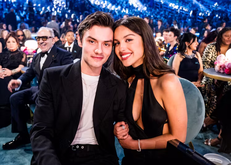 Чи сумісні Риби та Близнюки? "Drop Dead" Олівії Родріго натякає... 4