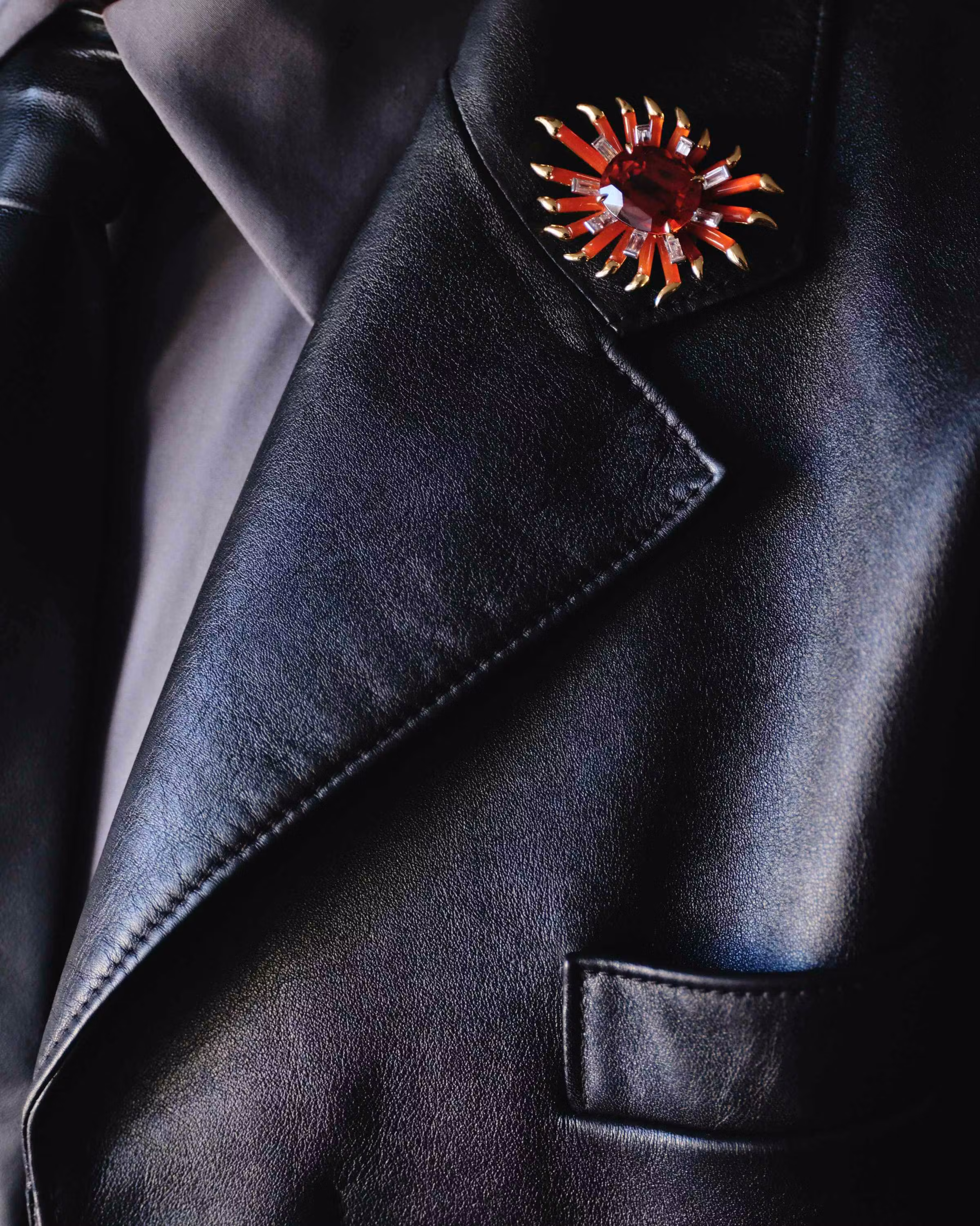 Ніколас Голт у шкірі Prada на Met Gala 2026 8