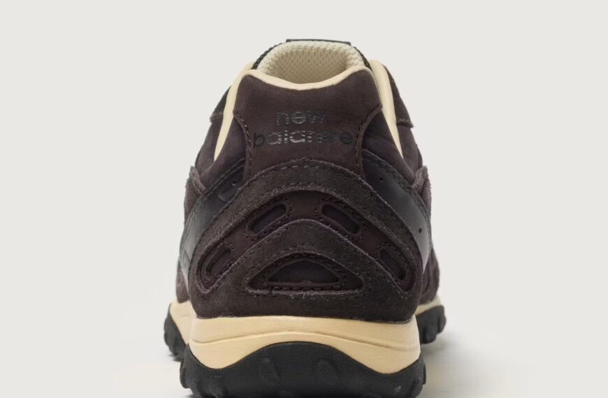 ОМУТ 235 Загадкова досконалість New Balance 204L від AURALEE