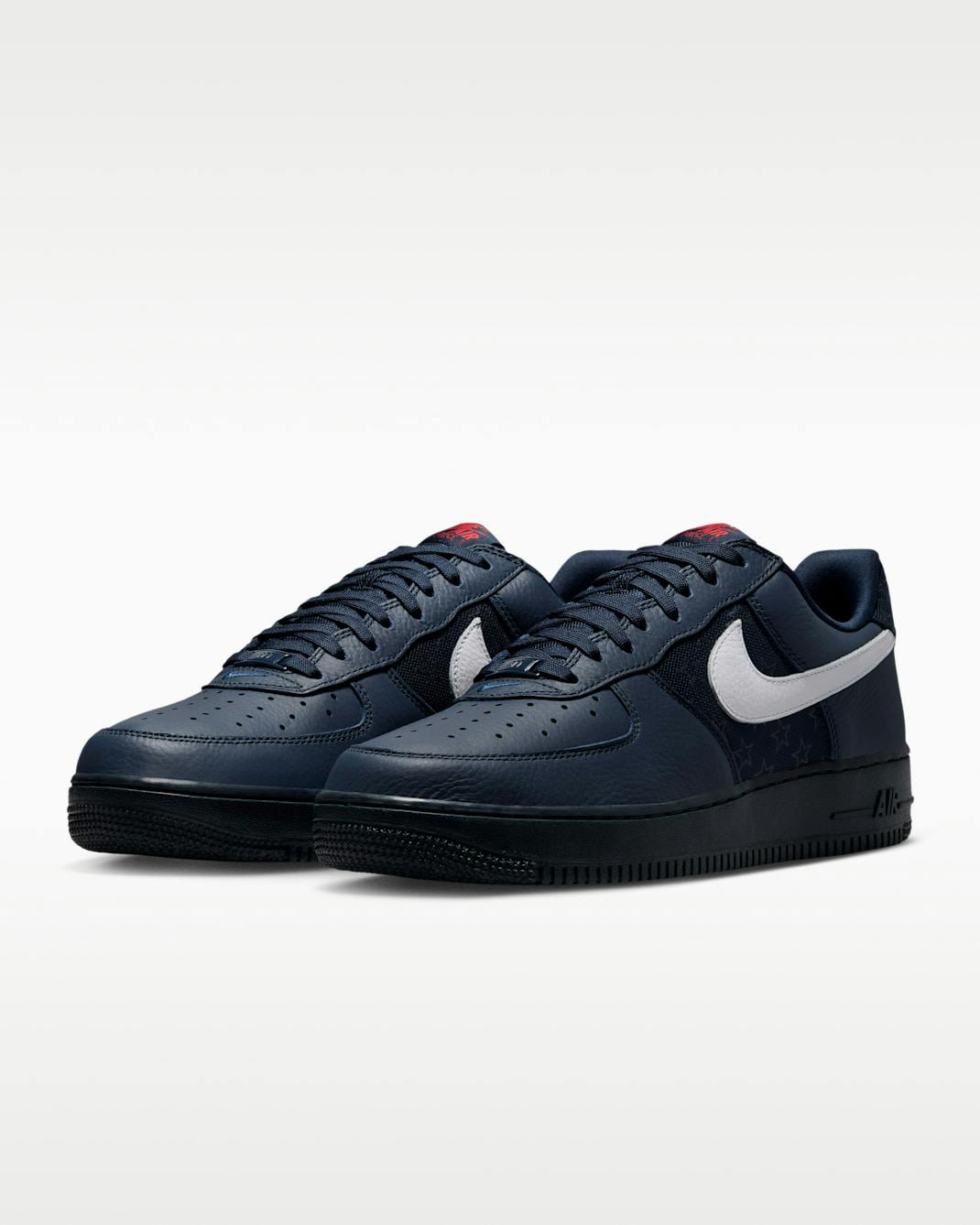 Зоряно-смугастий Air Force 1 від Nike у настрої Чемпіонату Світу 6 Зоряно-смугастий Air Force 1 від Nike у настрої Чемпіонату Світу 6