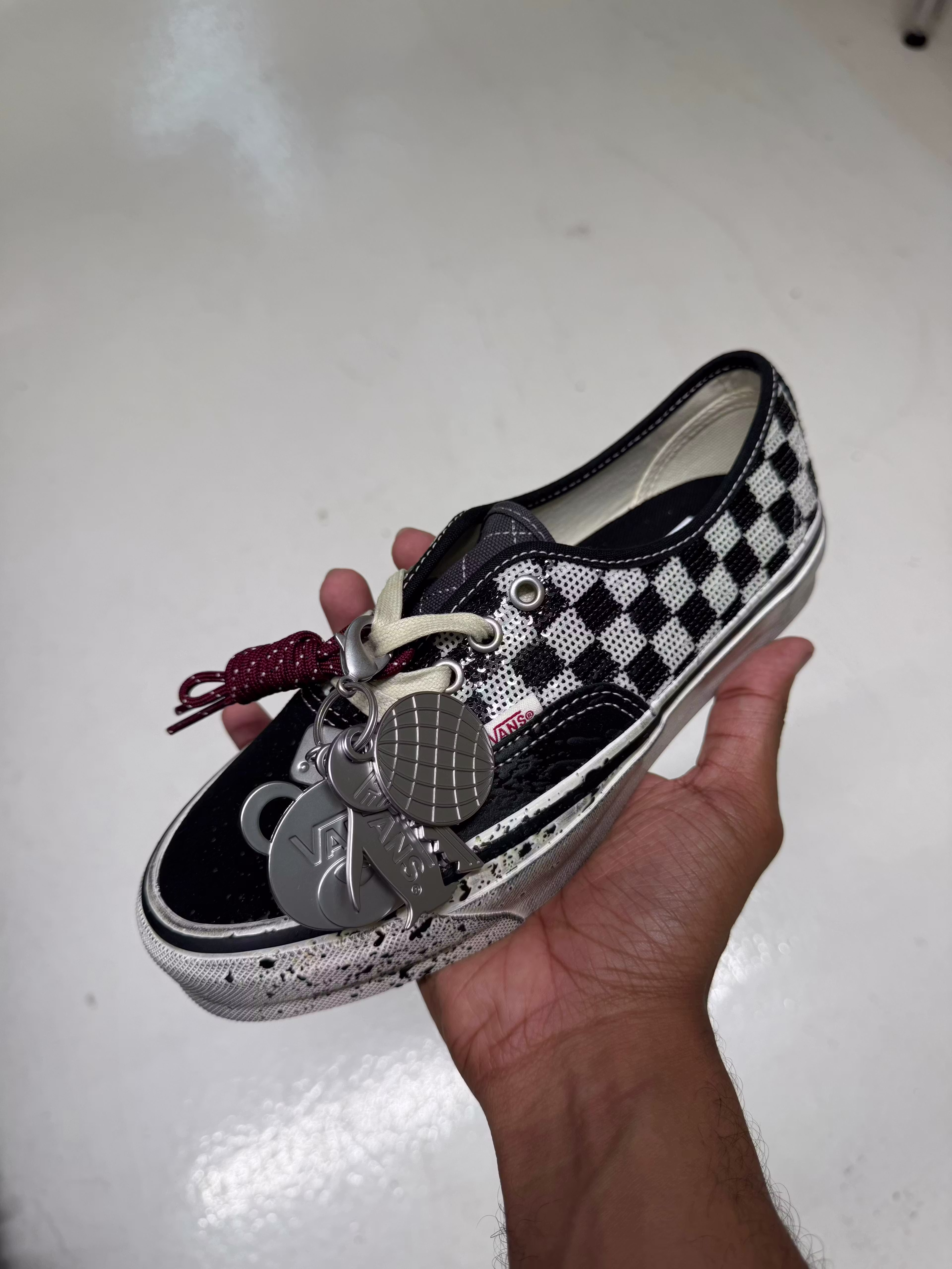 Найкращі кеди Vans ті, що приховують свої історії 23