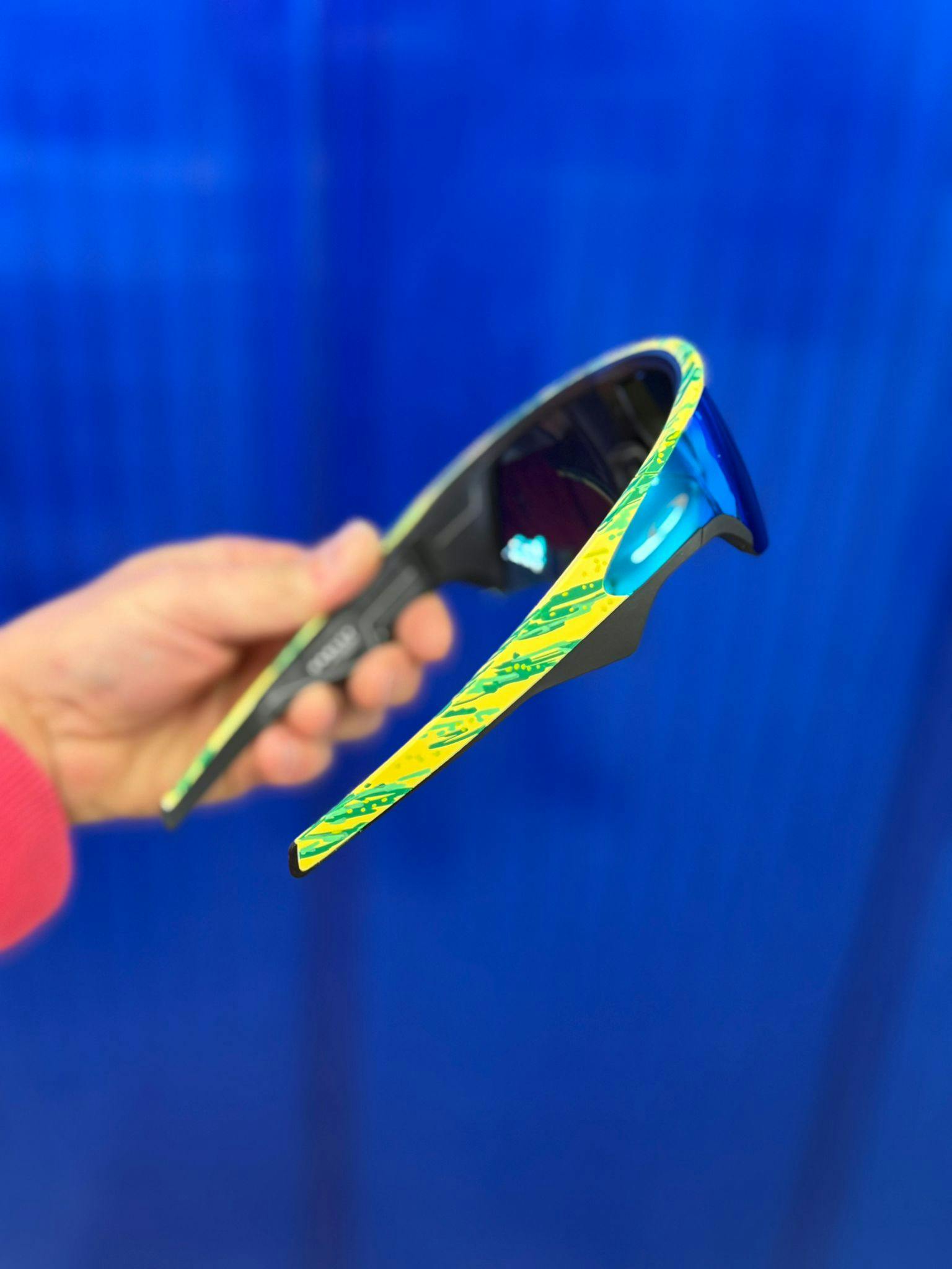 Окуляри для чемпіонів: таємниці Oakley 24