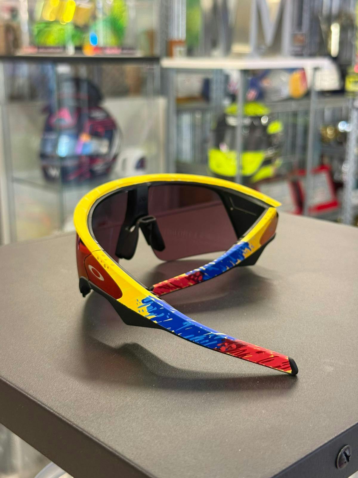 Окуляри для чемпіонів: таємниці Oakley 30