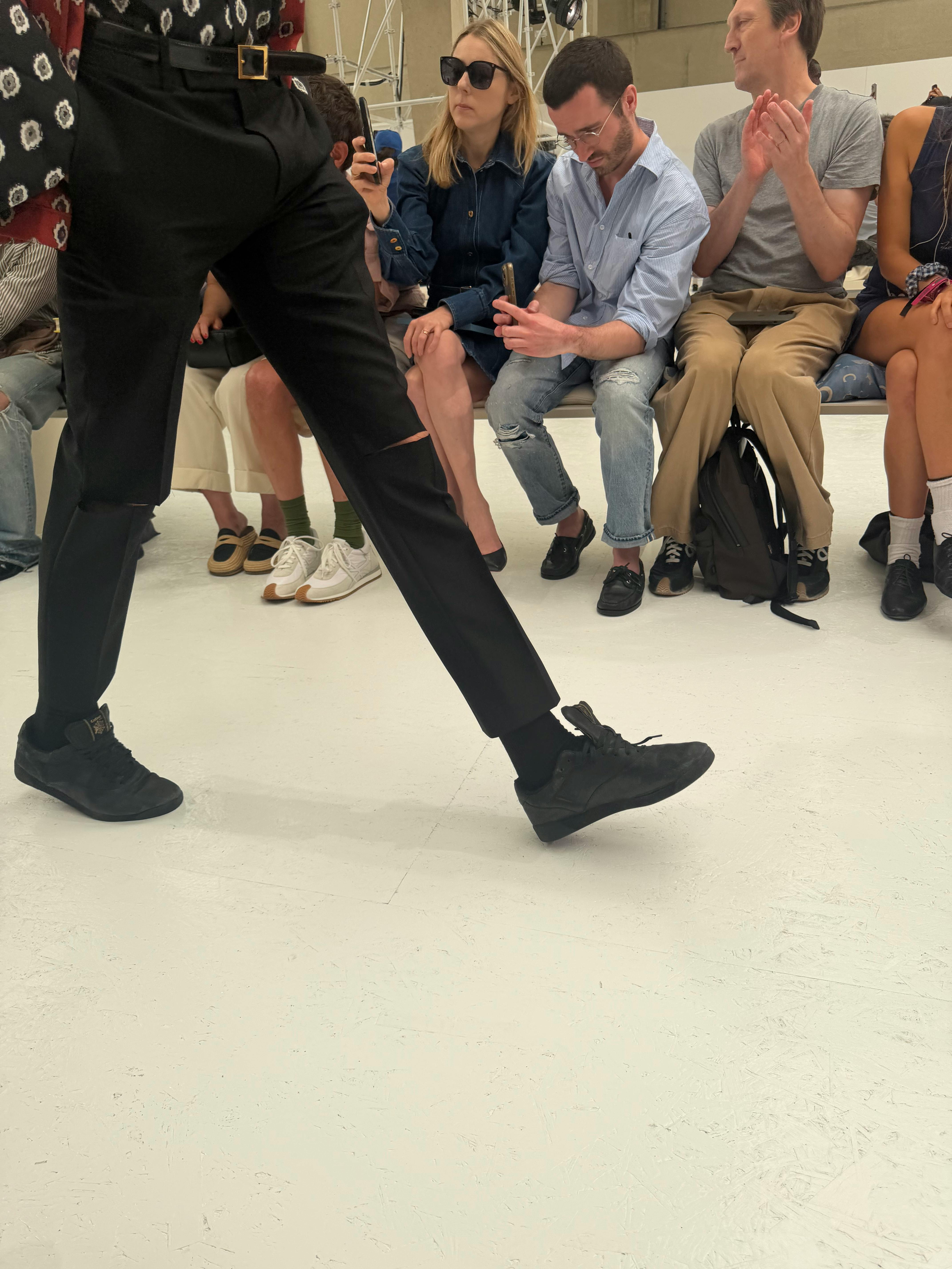 CELINE Одягає Reebok у Вишукану Принаду Розкоші 10