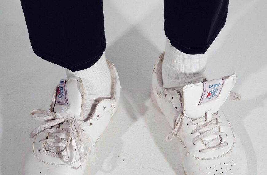 CELINE Одягає Reebok у Вишукану Принаду Розкоші