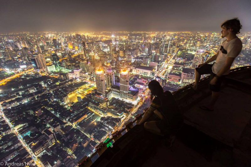 Фотомистець з Данії у лоні розпаду та пристрасті, де іржавіє час, а тіла розквітають в забутті. 22