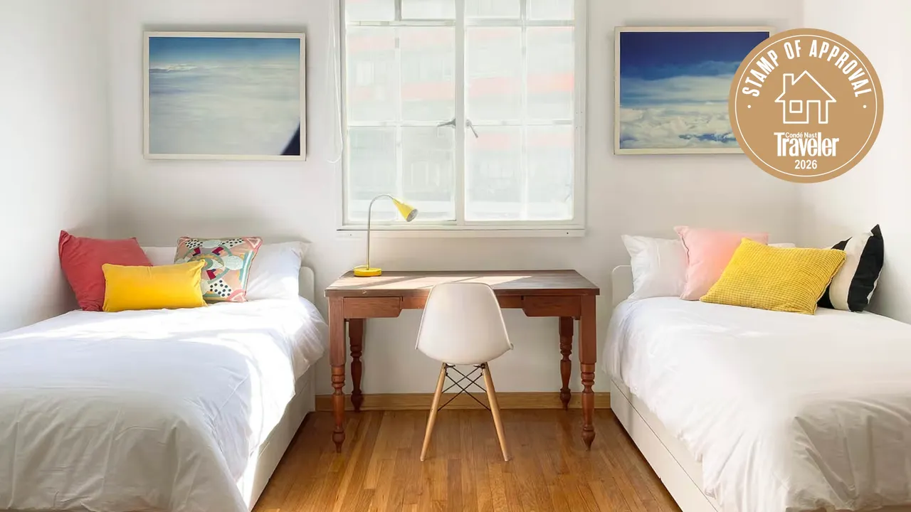 Мій улюблений Airbnb: Простір світла на межі Кондеси та Роми 7