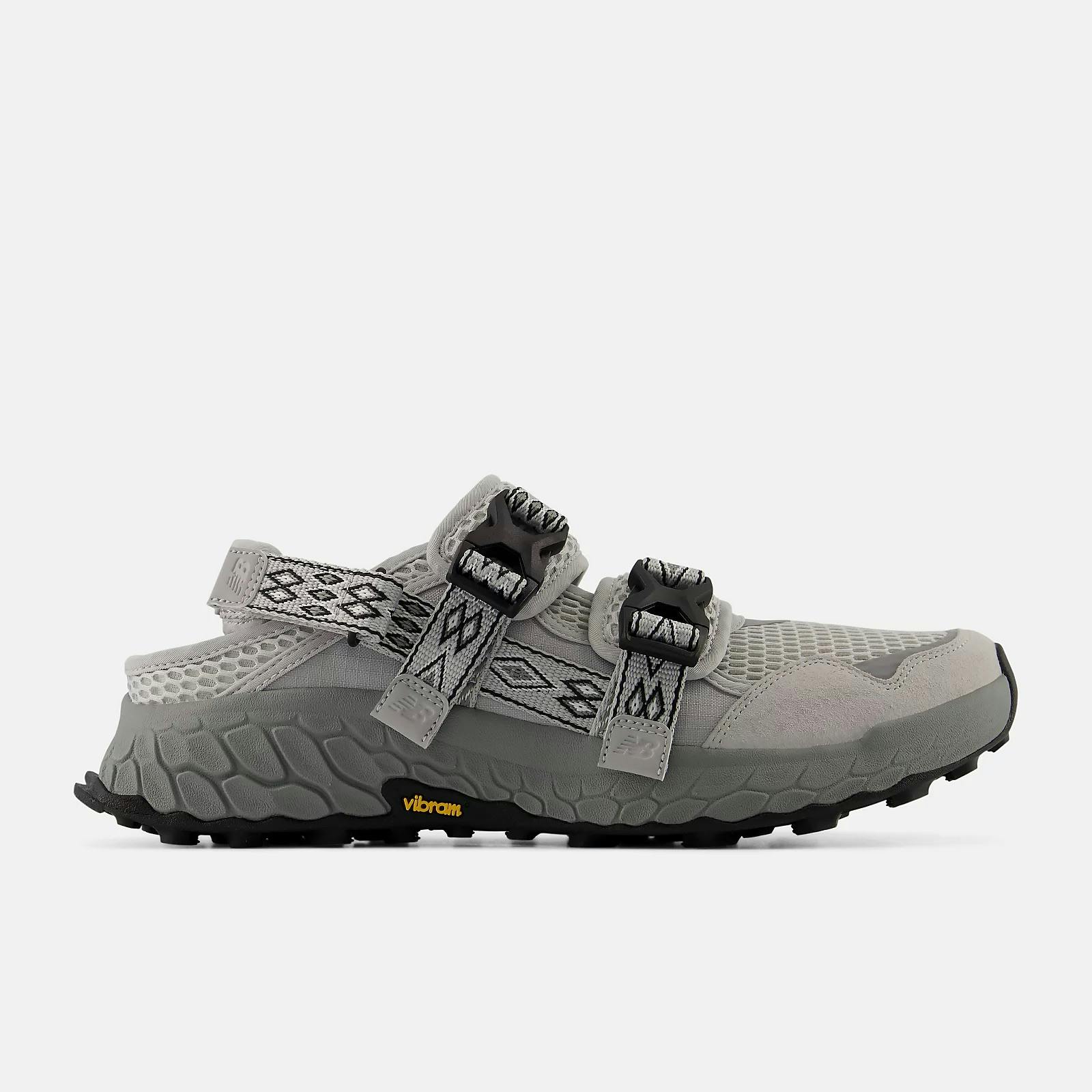 Навіть нові стильні сандалі New Balance у сірих барвах 3 Навіть нові стильні сандалі New Balance у сірих барвах 3