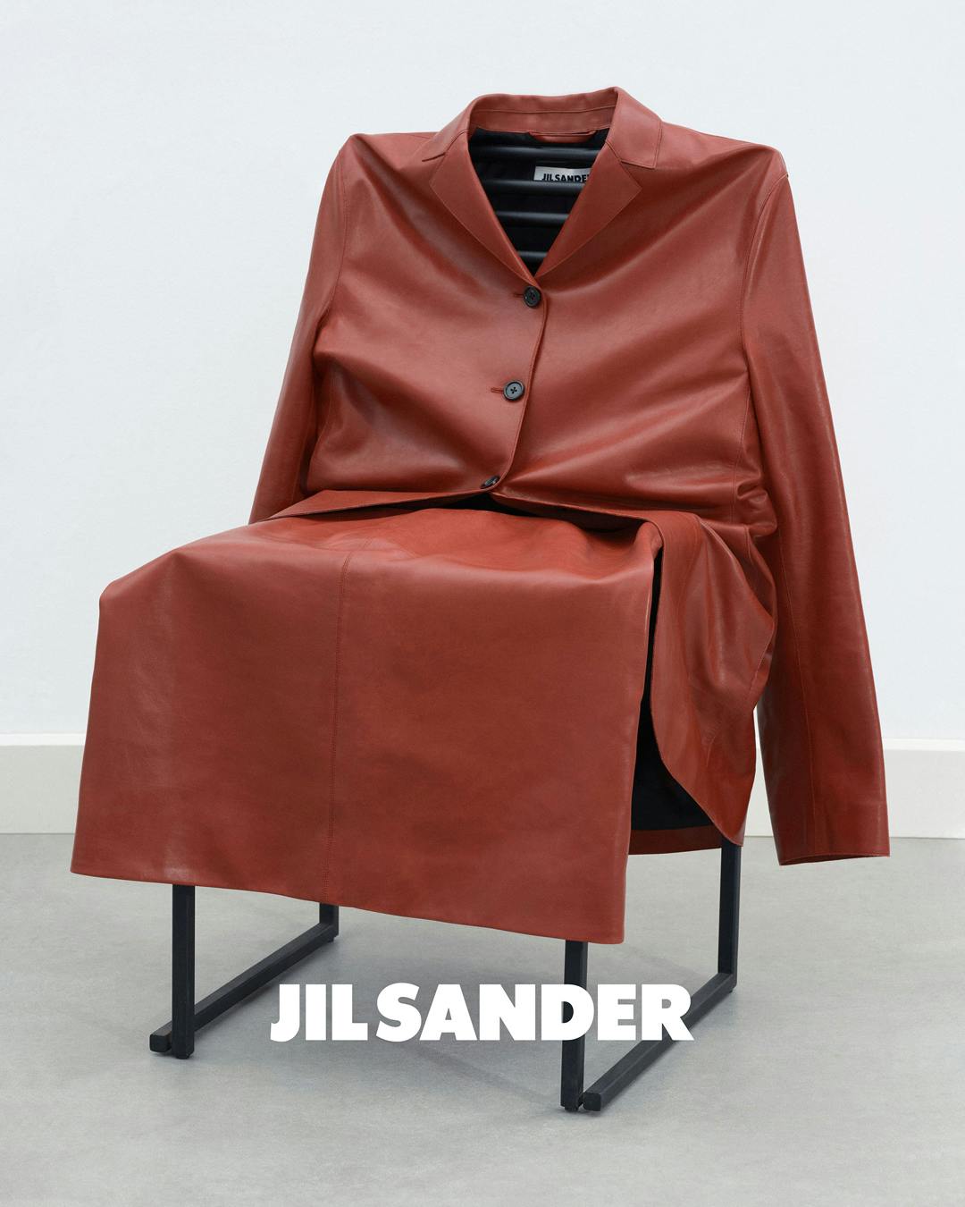 Витонченість простоти: складні характери одягу Jil Sander 12