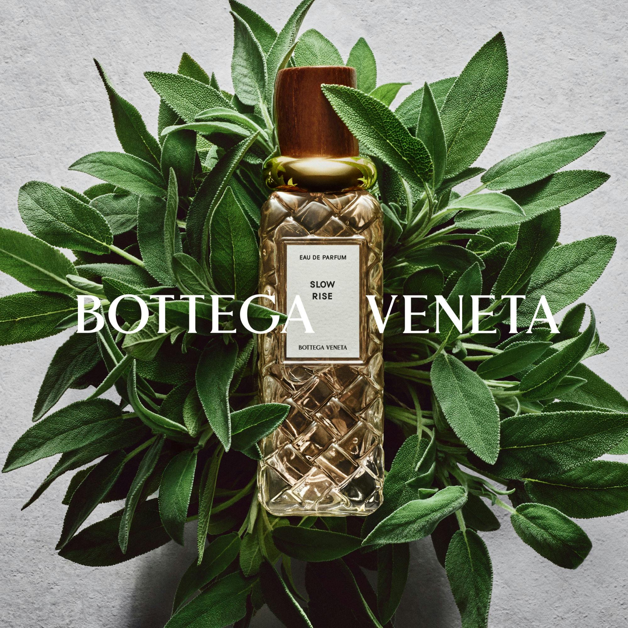 Пляшечки парфумів Bottega такі ж вишукані, як і їхні сумки 25