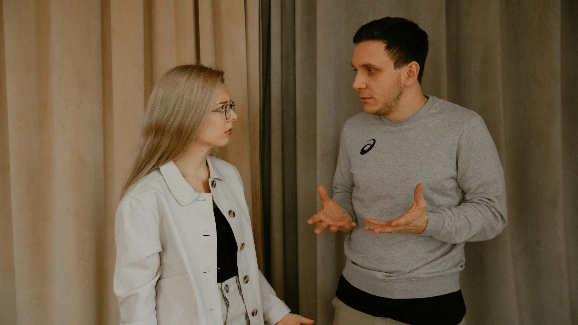 11 фраз, які часто говорять чоловіки, ментально та емоційно відсторонені під час невимушеної розмови 13
