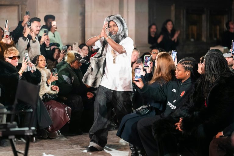 Чи справді модний бренд AWGE від A$AP Rocky реальний? 24