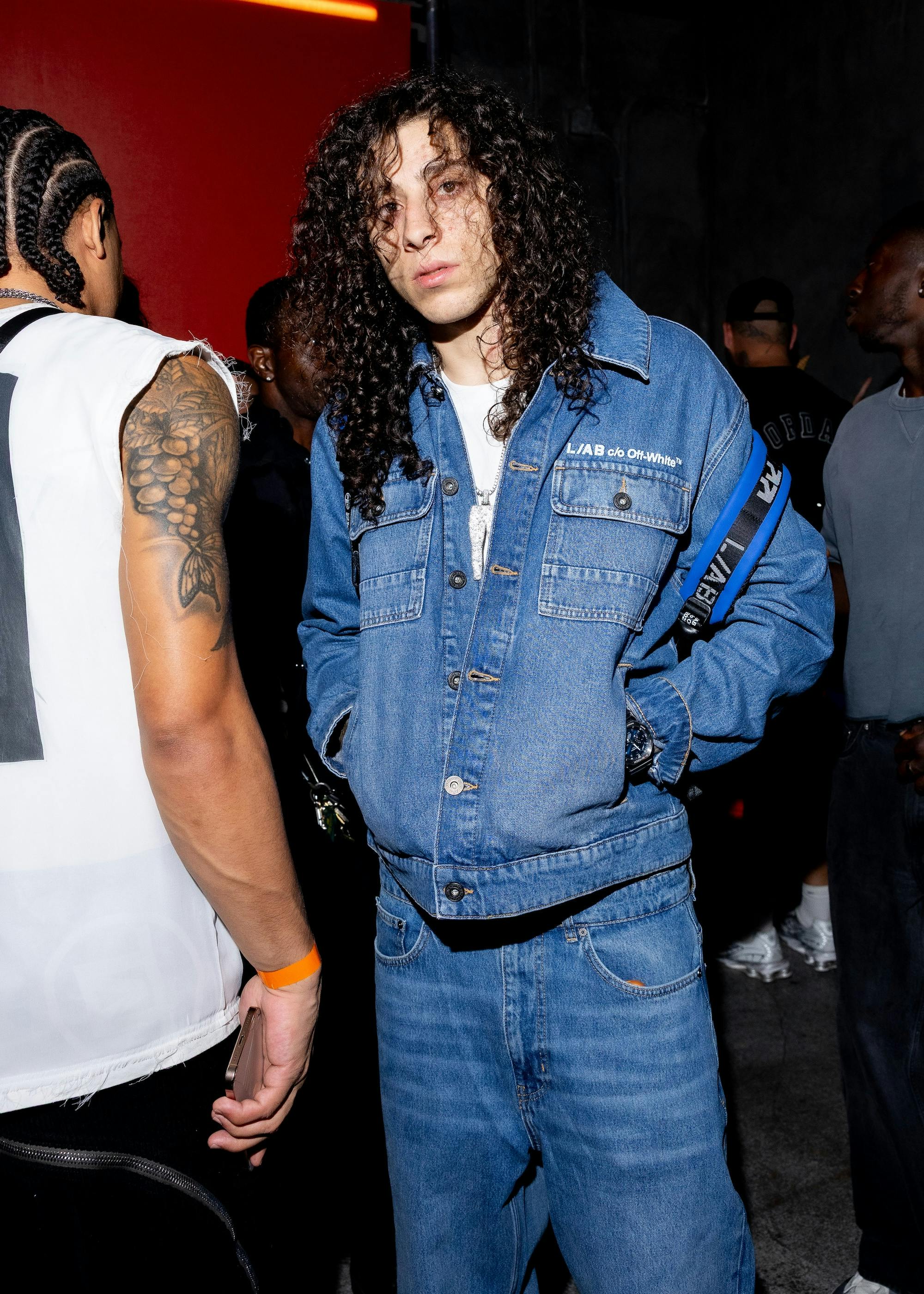 L/AB від Off-White™ освоює підземелля Лос-Анджелеса 31 L/AB від Off-White™ освоює підземелля Лос-Анджелеса 31