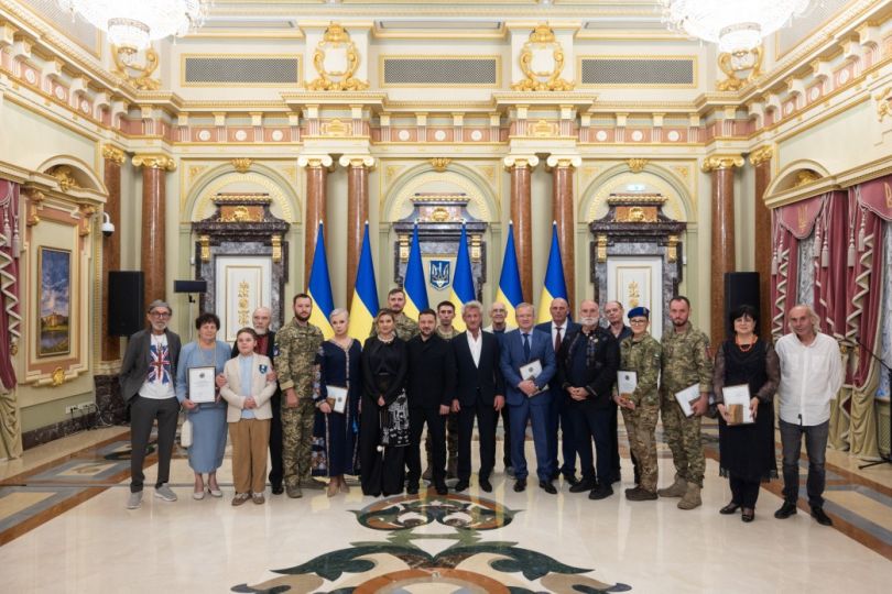 Алла Мазур, Шон Пенн і Брати Гадюкіни: велич духу, що викарбувана на скрижалях України-2026 8