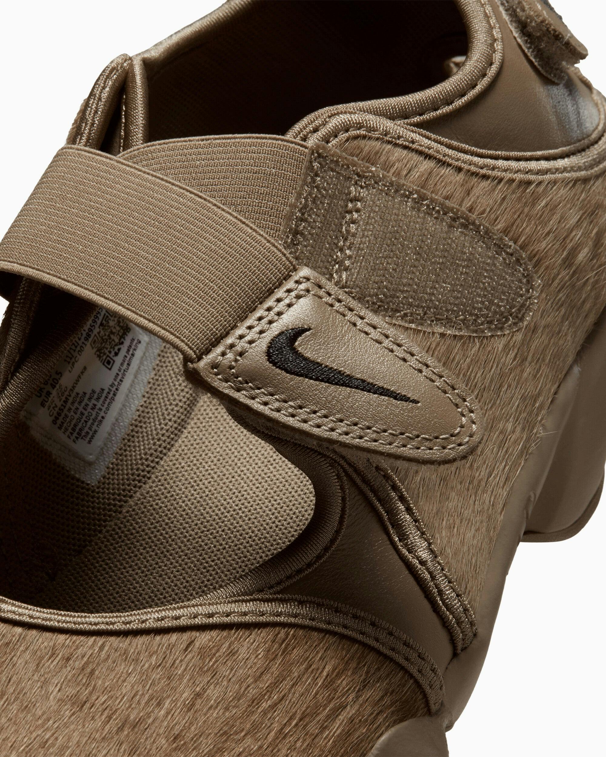 Стильна розкіш на копитах: Повітряні розколини Nike не жартують 2 Стильна розкіш на копитах: Повітряні розколини Nike не жартують 2