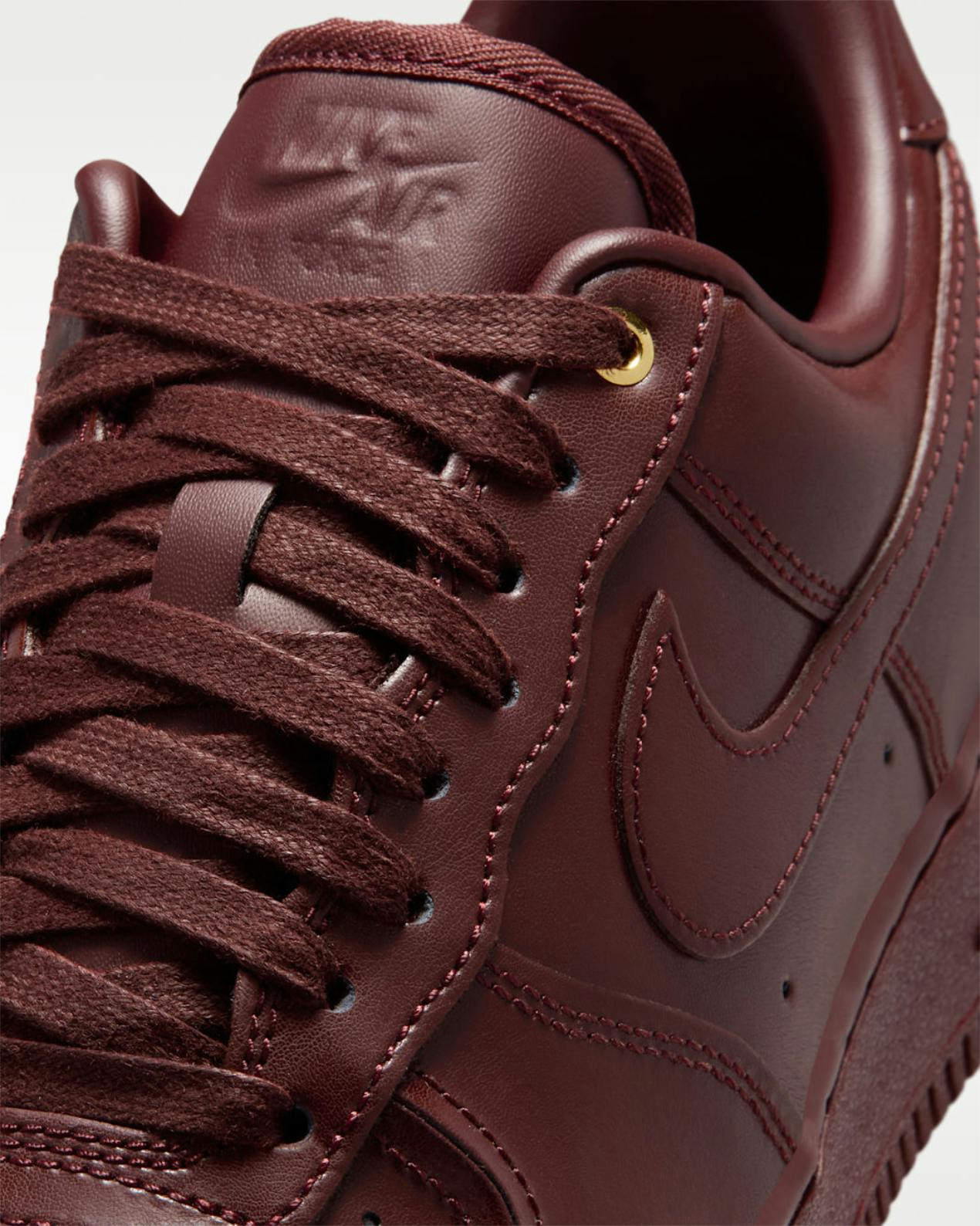 Шоколадний Air Force 1 від Nike: Свіжість прямо з майстерні 4 Шоколадний Air Force 1 від Nike: Свіжість прямо з майстерні 4