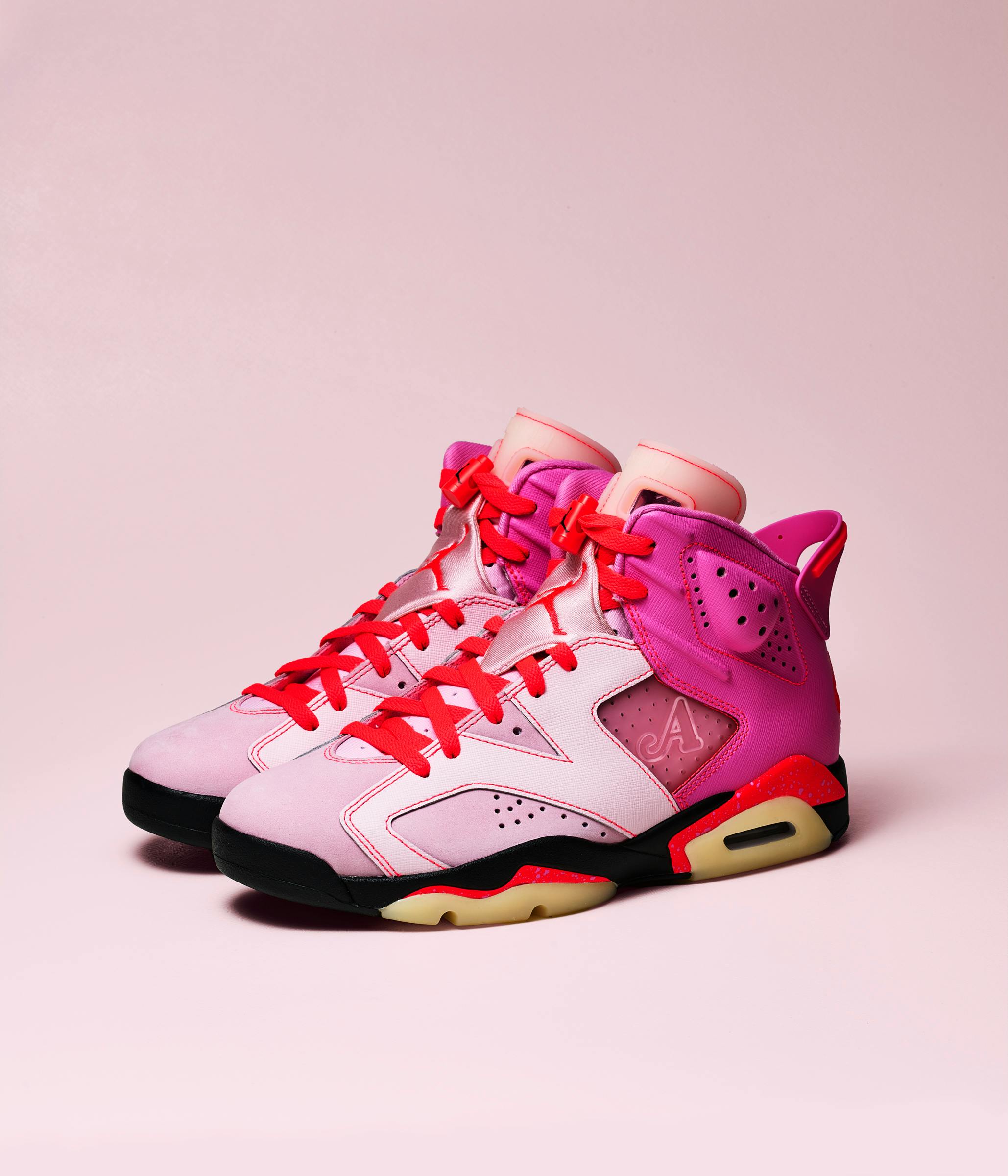 Справжні перлини від Awake NY: Jordan 6 18