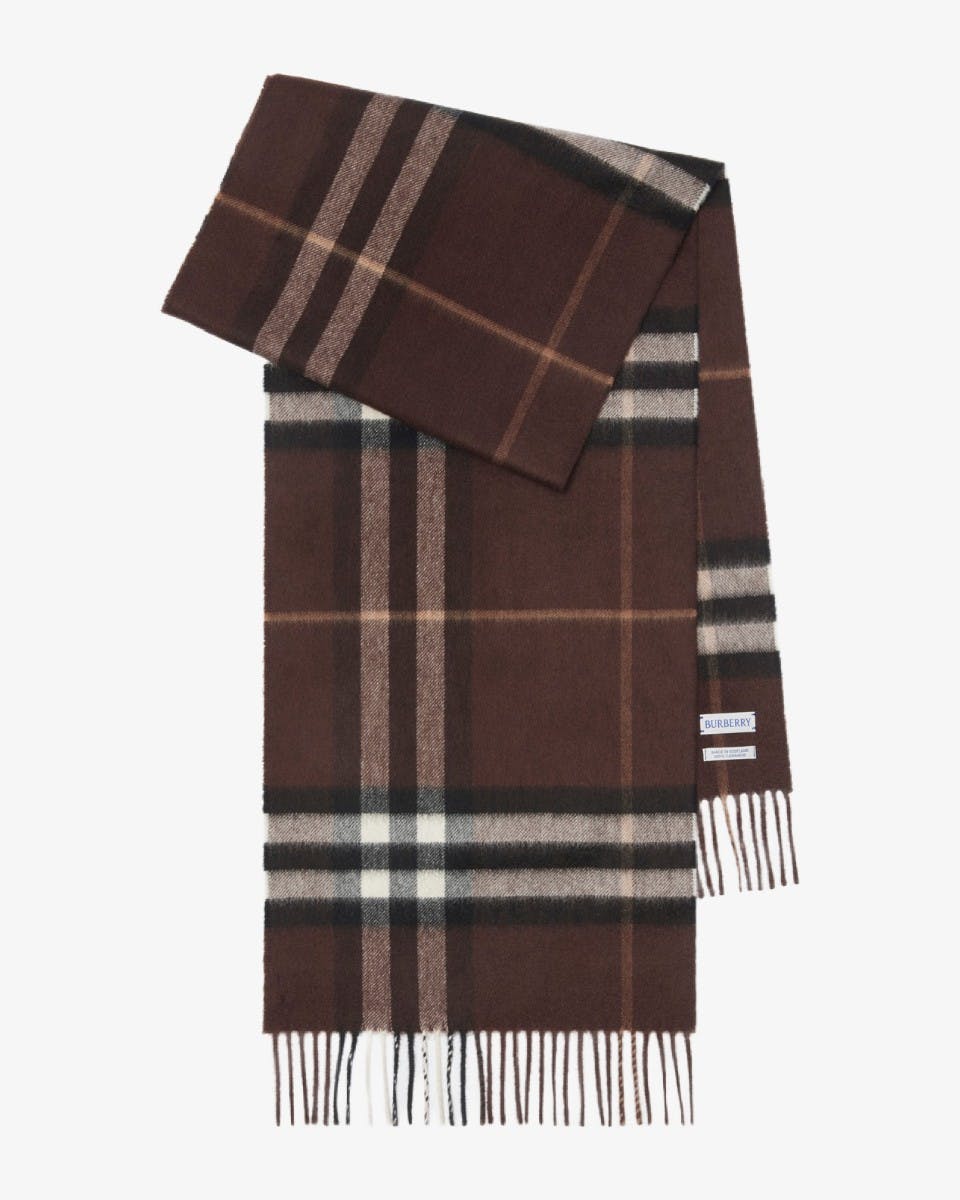 Вересень кличе. На щастя, Burberry має саме те, що потрібно. 32
