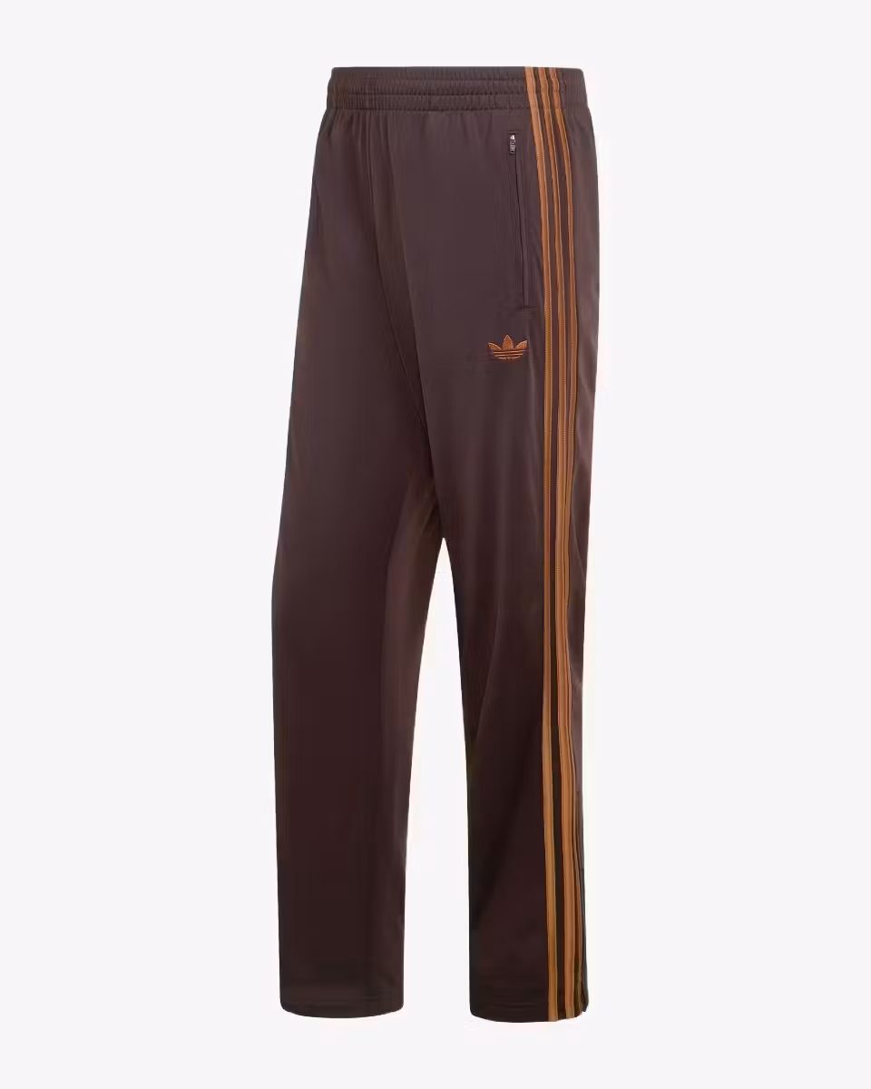 Надзвичайно елегантні спортивні штани Adidas: неочікувана розкіш 19