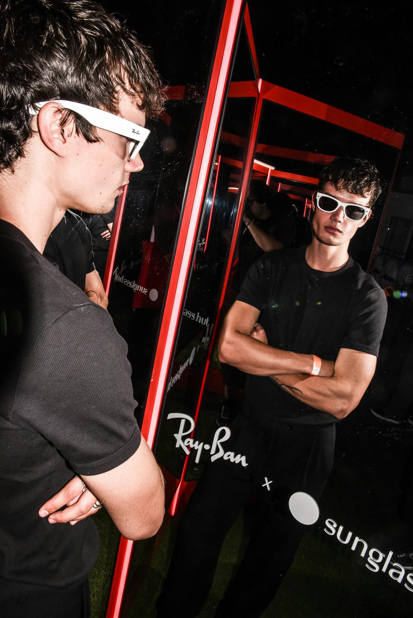 Ray-Ban та Sunglass Hut: Ніч, що запам'яталася 23 Ray-Ban та Sunglass Hut: Ніч, що запам'яталася 23