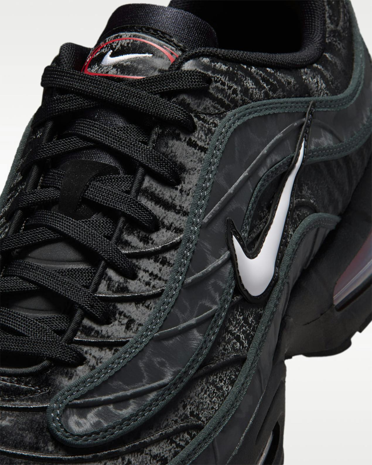 Оксамитові й досконалі: Чорні Air Max Joga Bonito від Nike 2