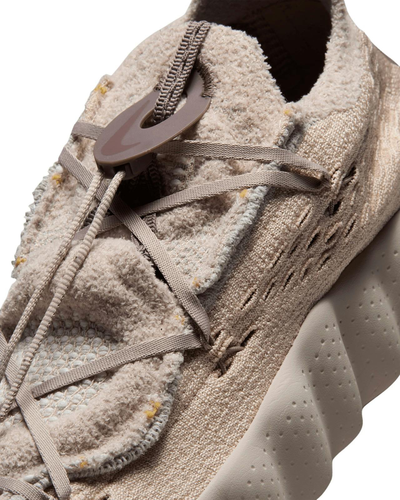 Незбагненна елегантність Flyknit Mind 002 "Fossil Stone" 3 Незбагненна елегантність Flyknit Mind 002 "Fossil Stone" 2