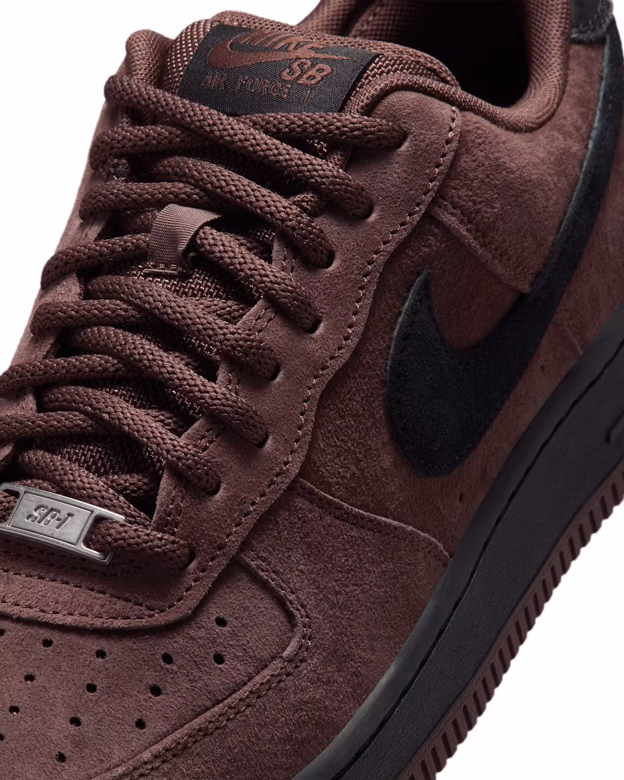 Шоколадне задоволення Air Force 1 від Nike SB: солодка подорож для скейтерів