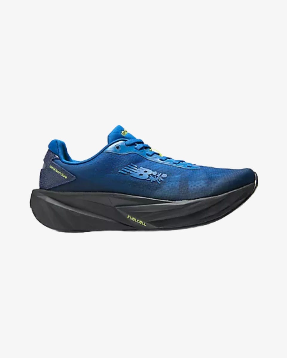 Від New Balance до HOKA сім найвишуканіших кросівок тижня 13