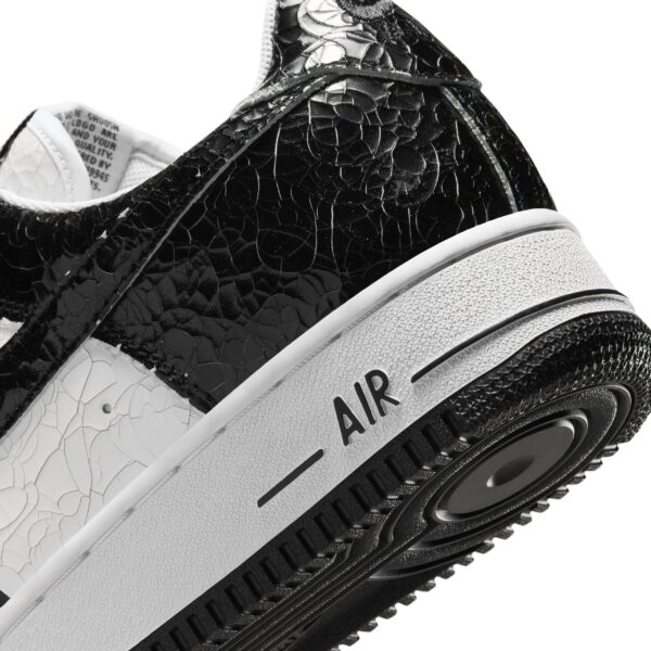 Потріскана шкіра Air Force 1 від Nike: за межами досконалості