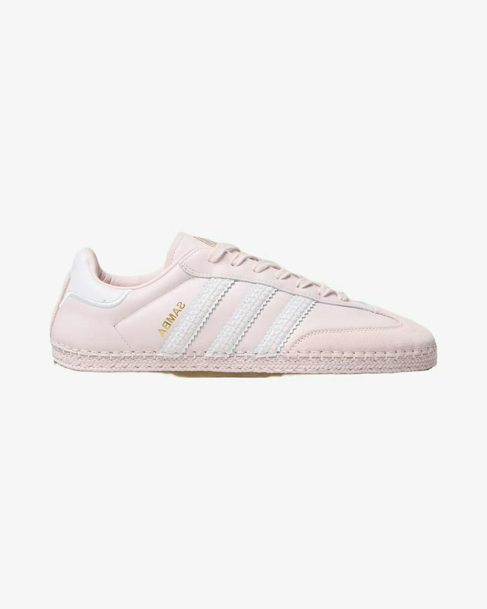 Від Converse до adidas: Найкращі кросівки тижня 14