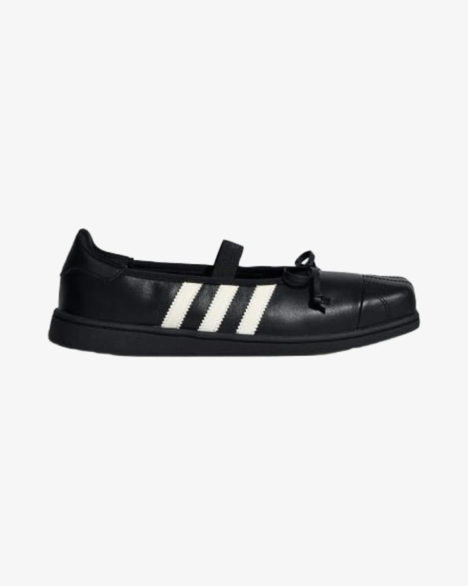 Дженні та adidas досконало знають, як оживити класику 15