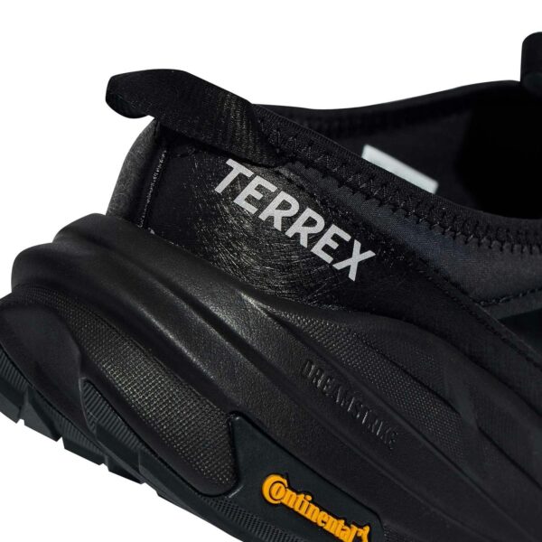 Мандрівка крізь стихії: adidas Terrex Free Hiker Mule