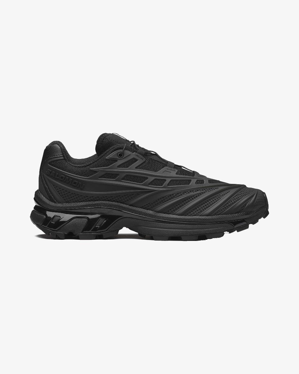 Від New Balance до Salomon найстильніші кросівки тижня 11